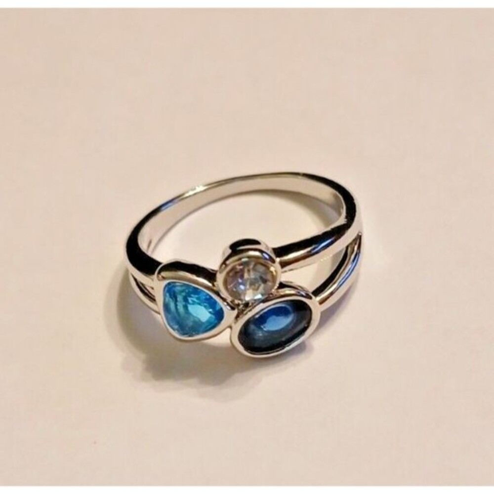 Silver 3 Three Blue Clear Stone Ring Size 8 Triangle Oval - Picture 6 of 9